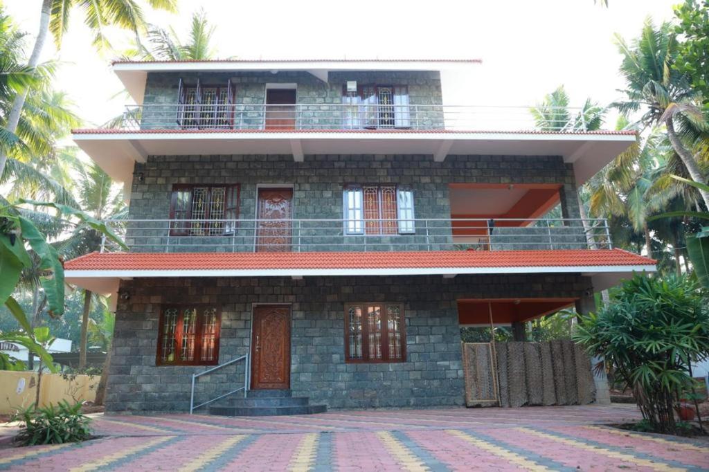 JSP Guest House, Vilinjam