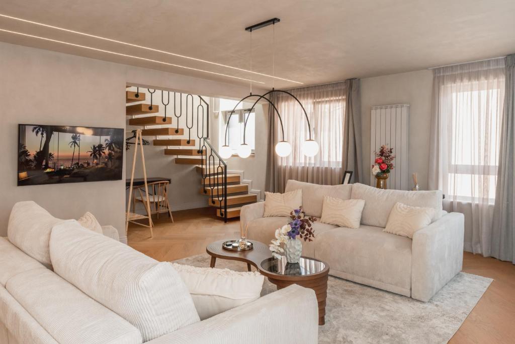 Takumi - Ishi - The Art of Refined Living, Bukurešť