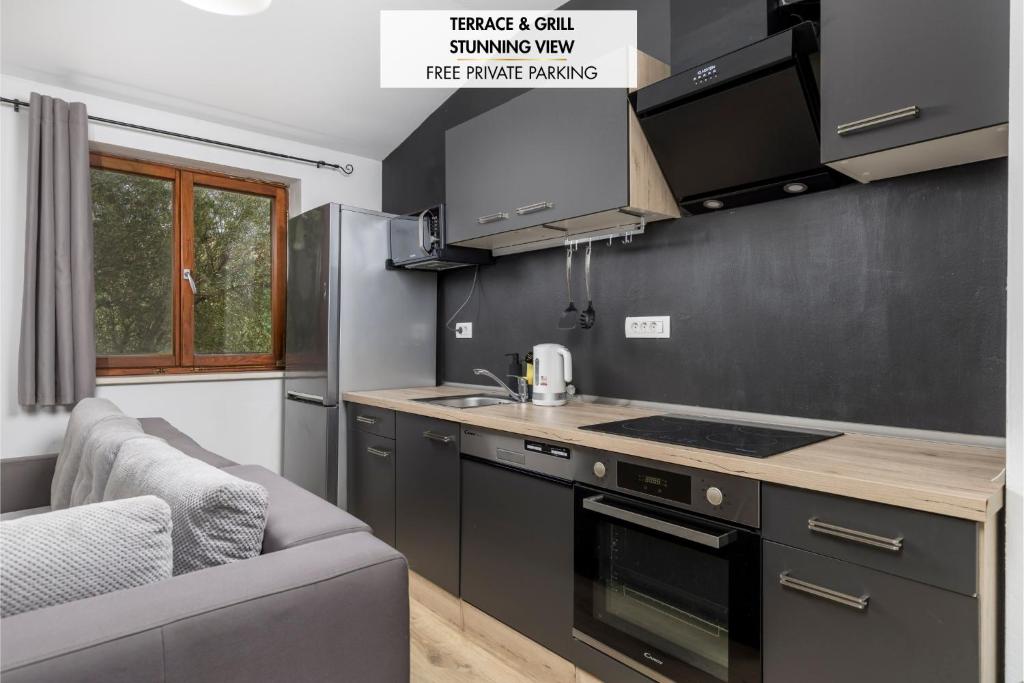 Danilo's Apartments, Koper