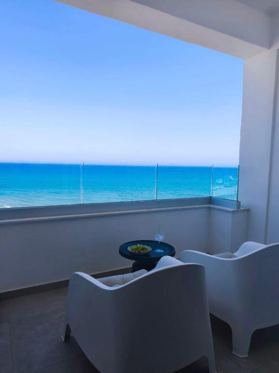 Joyscape beachfront residence, Larnaka