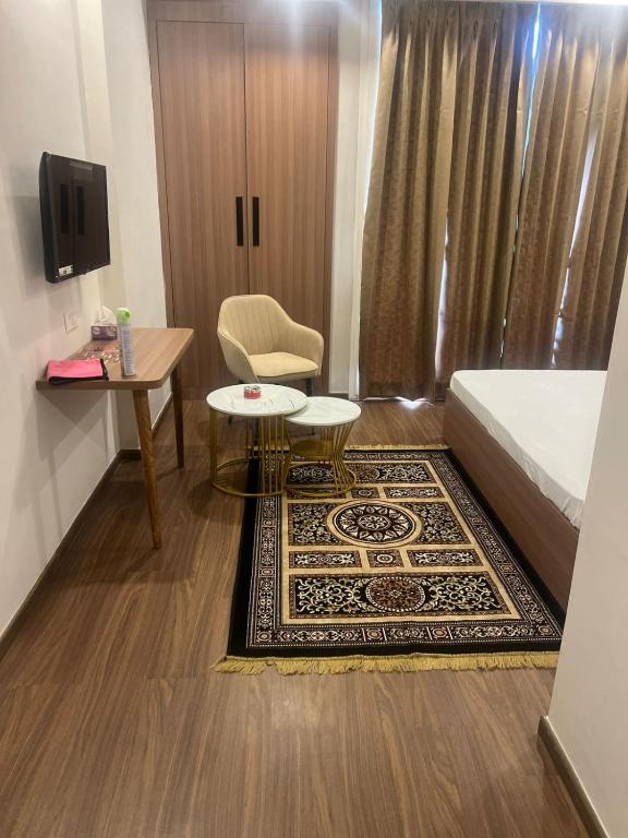 Luxury Studio ITC, Greater Noida