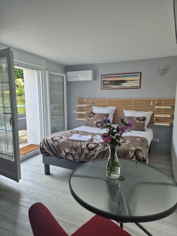 Chambre double avec salle de bain privative - 2