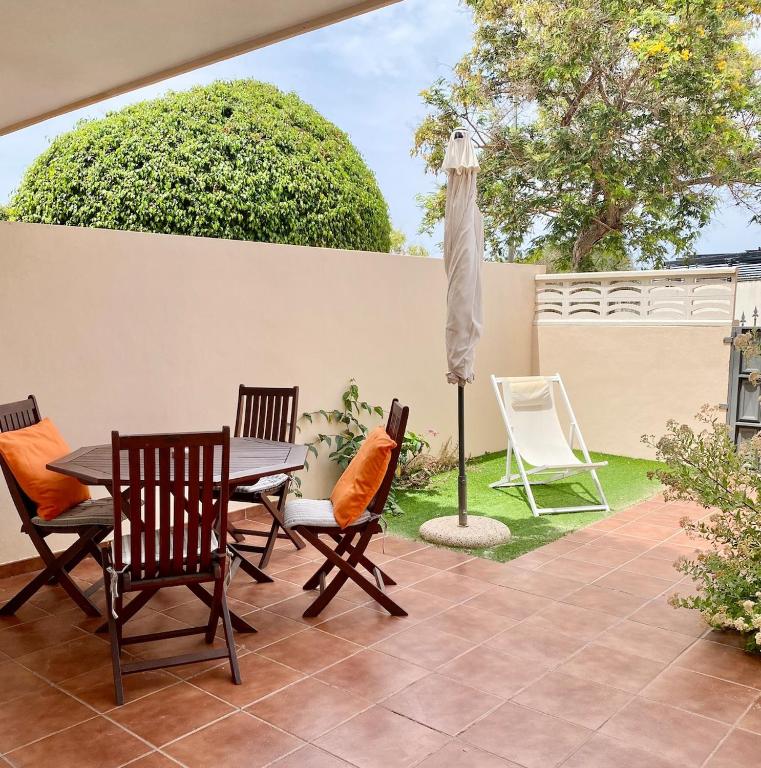 Morden House with Ocean View Pool, Air Con - 3
