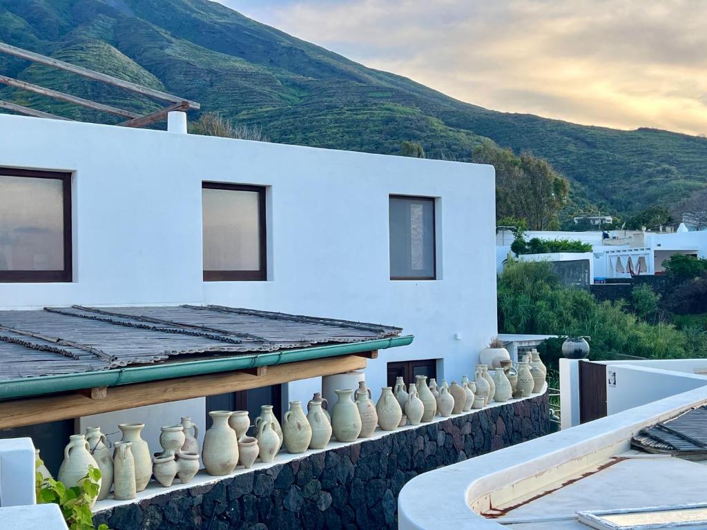 Casa Due Lune, Stromboli