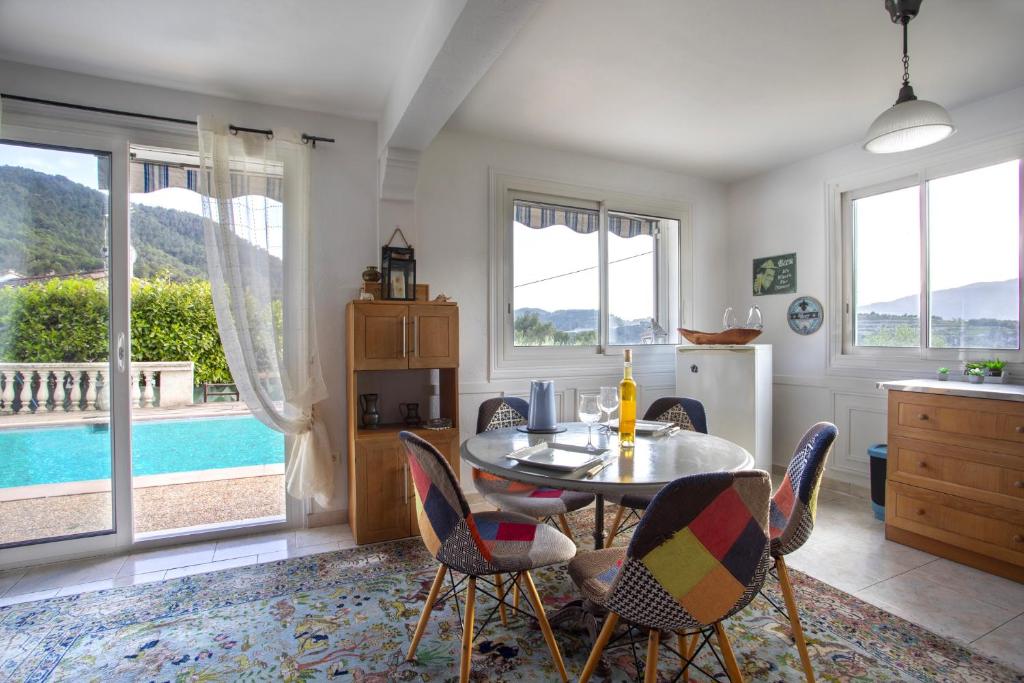 Charmant appartement entre Nice et Monaco, Peille