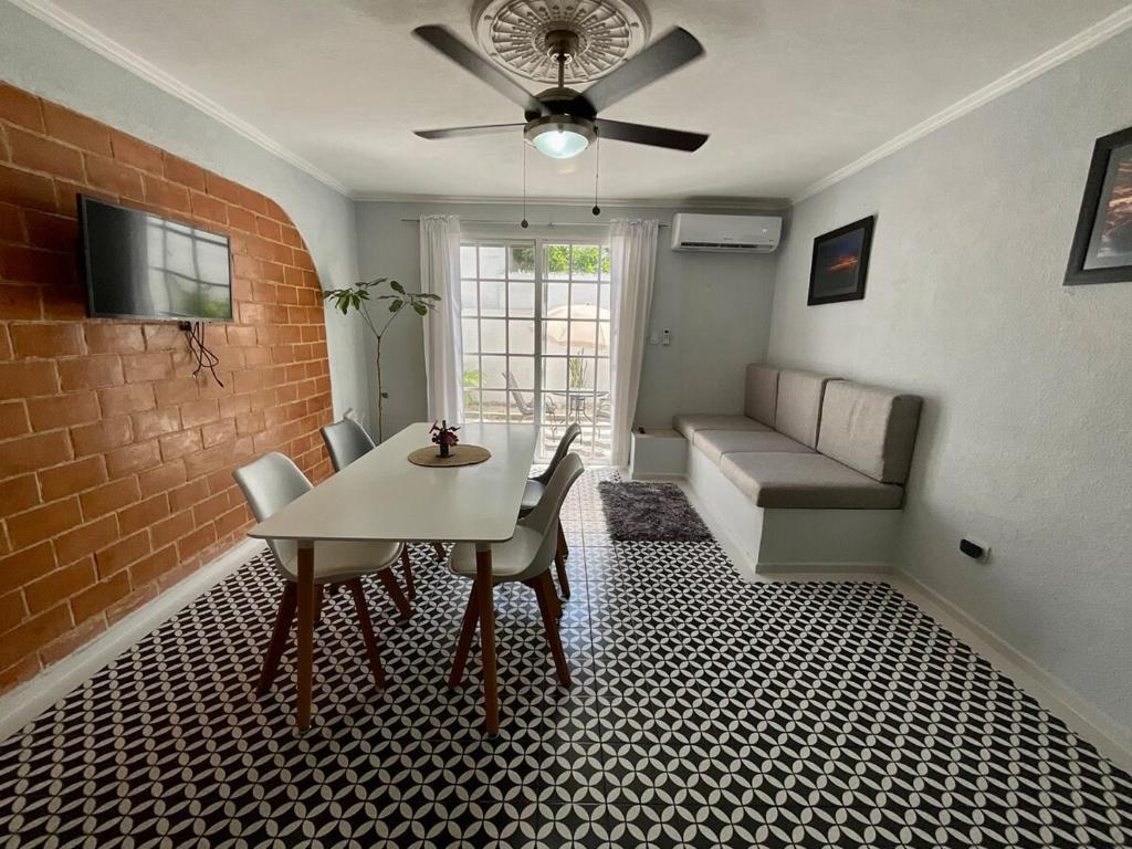 Central and cozy apartment Gray, Cancún