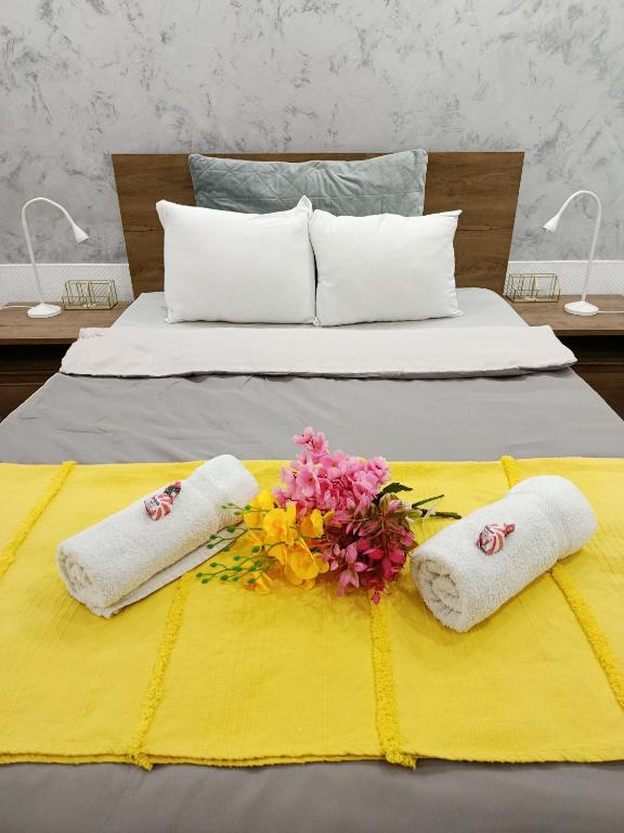 Urban Garden Apartments - Iris - 1