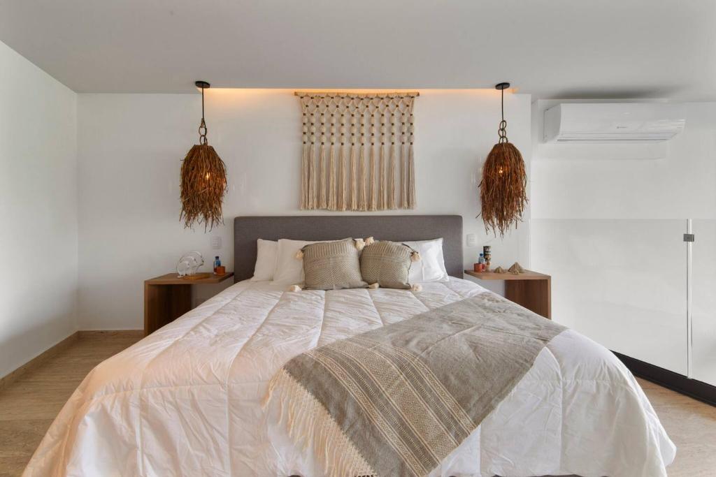 Stylish Loft with Pool Access - 2