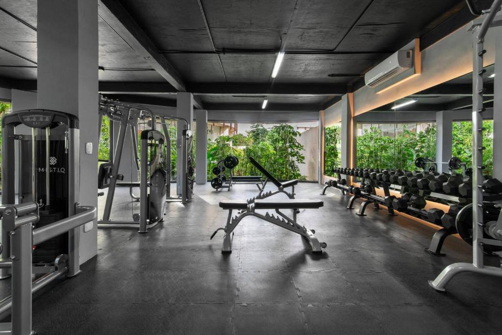 Stylish Loft with Pool Access - 3