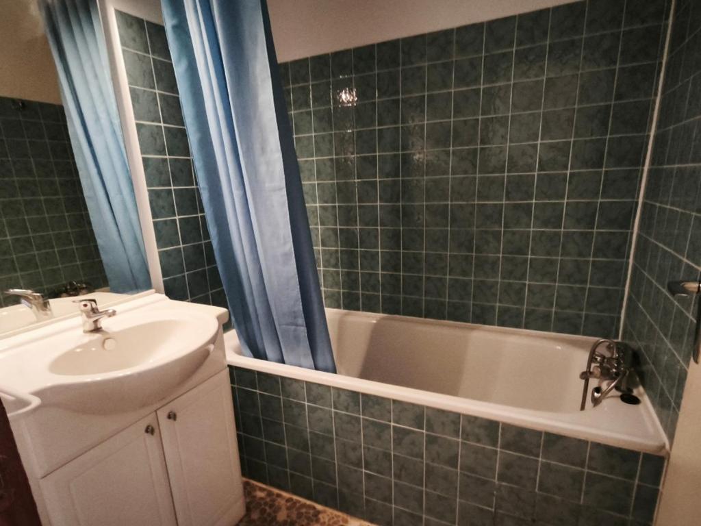Studio cabine pour 4 à Orcières avec balcon - FR-1-636-237 - 3