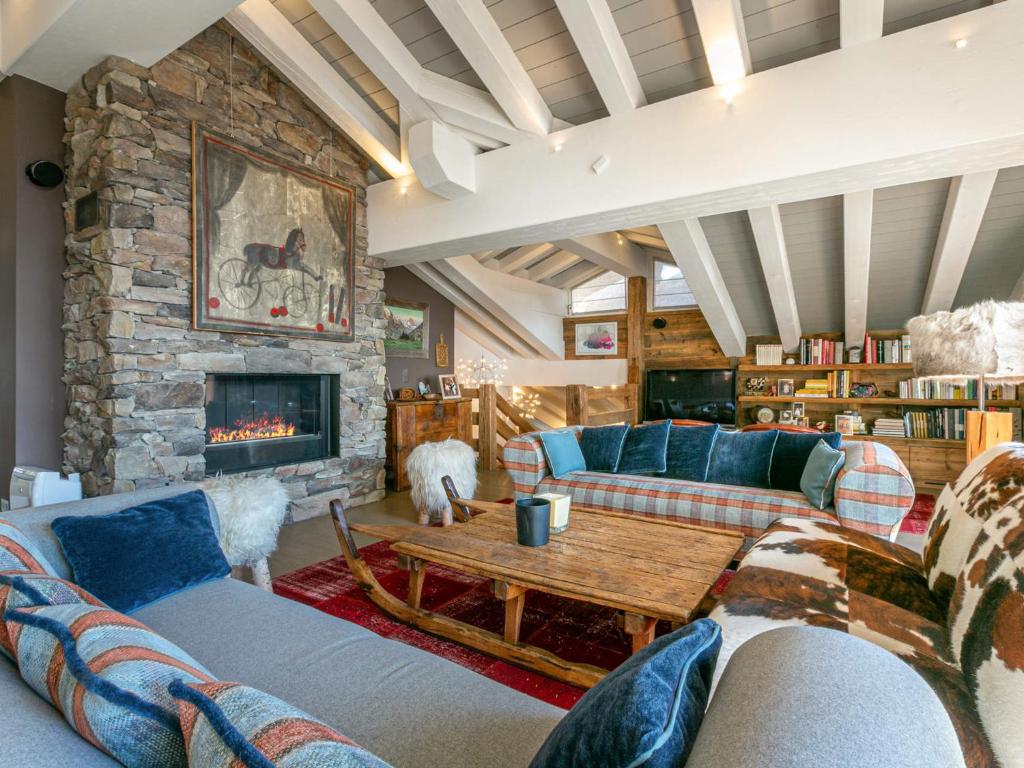 Prestigieux Penthouse à Val-d'Isère avec Cheminée et Parking - FR-1-694-430 - 4