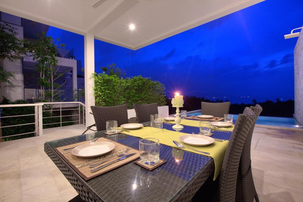 Romance Villa photo