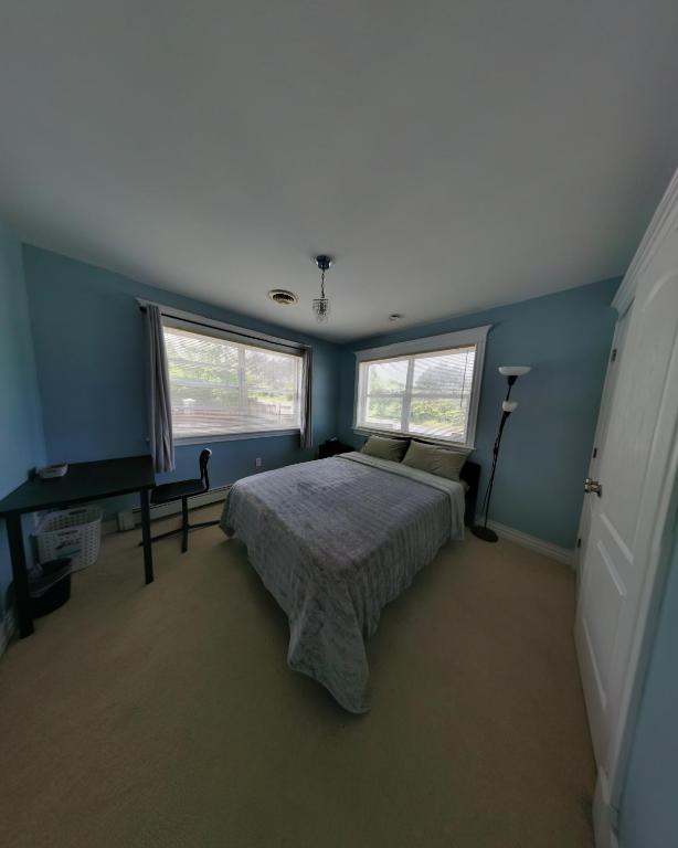 Breeze Inn #3, Halifax