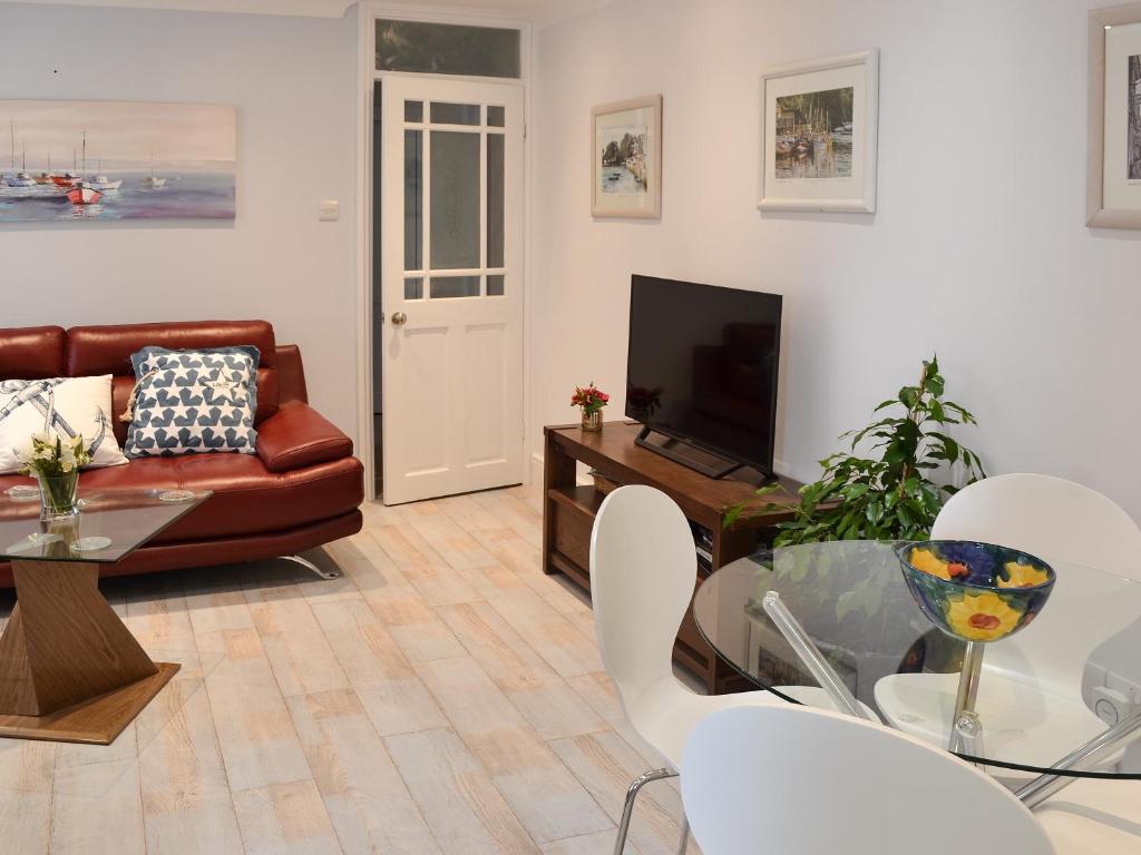 Roland Cottage, Falmouth photo 6
