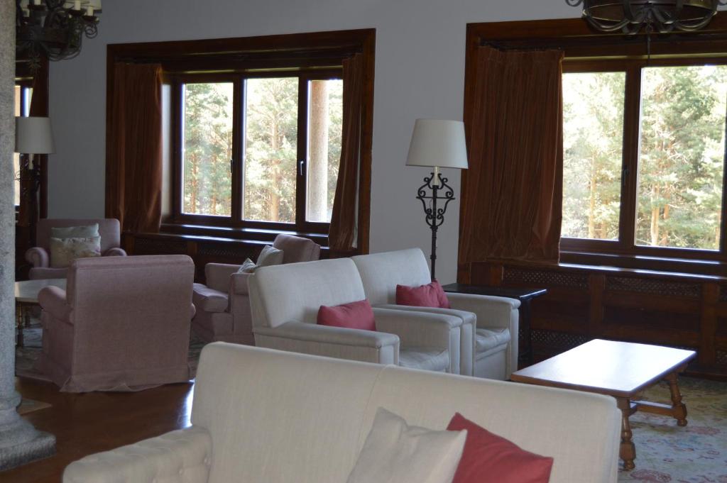 共用ラウンジ/TVエリア