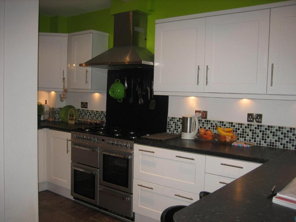 Kitchen, 22 Chester Street in Edinburgh