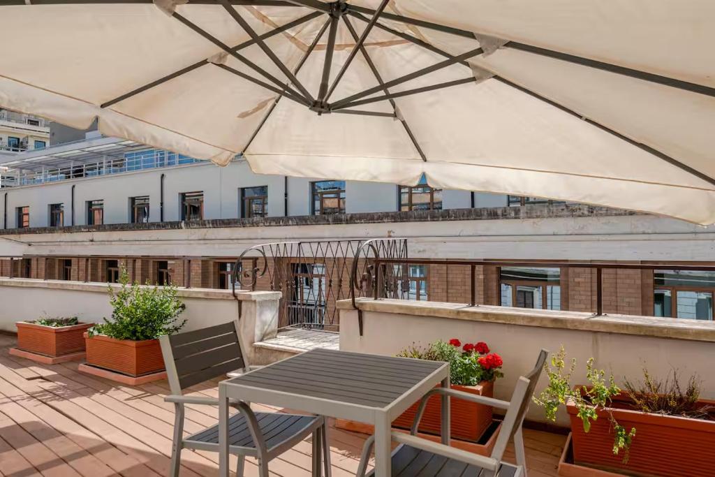 Via Umbria 25 Luxury Suites - 2