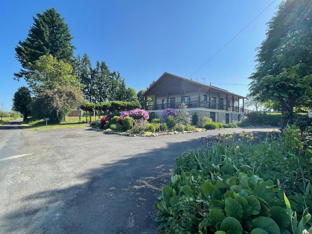 Barracat Gite, Saint-Mesmin