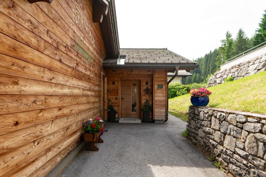 Ski In/Ski Out Ferienhaus Berghof by Schladmingurlaub - 4