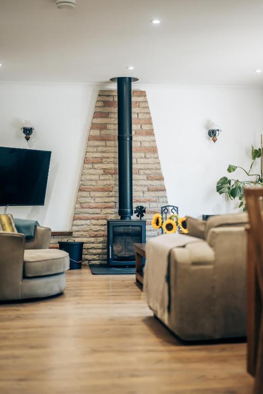 Rivendell - Cosy Countryside Retreat, Rattray