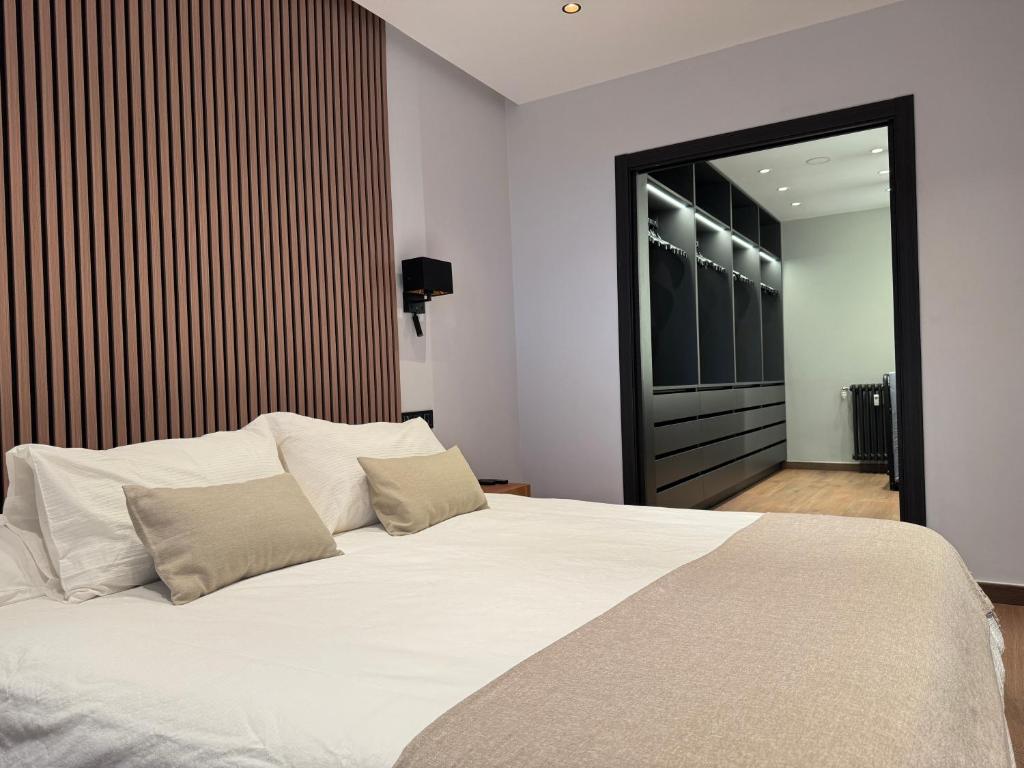EscapadaBurgos, Bruma Obscuro, vivienda exclusiva en pleno centro de la ciudad - 2