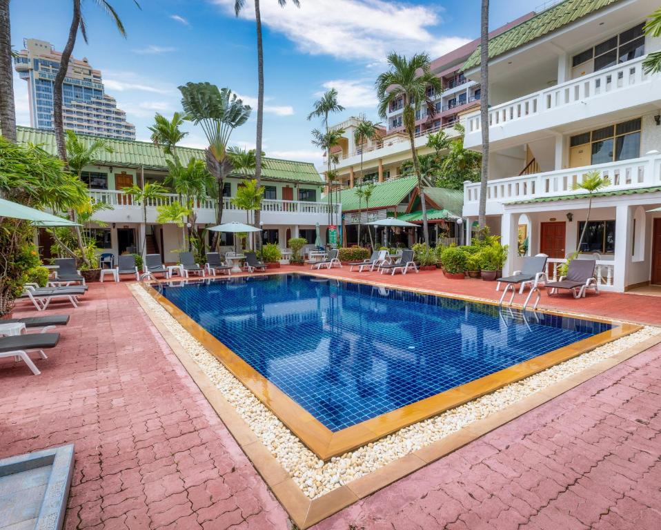 Great swimming pool