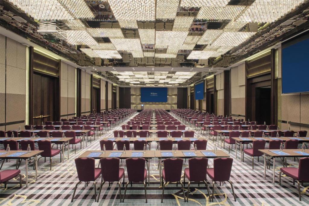 Tárgyalóterem/bálterem