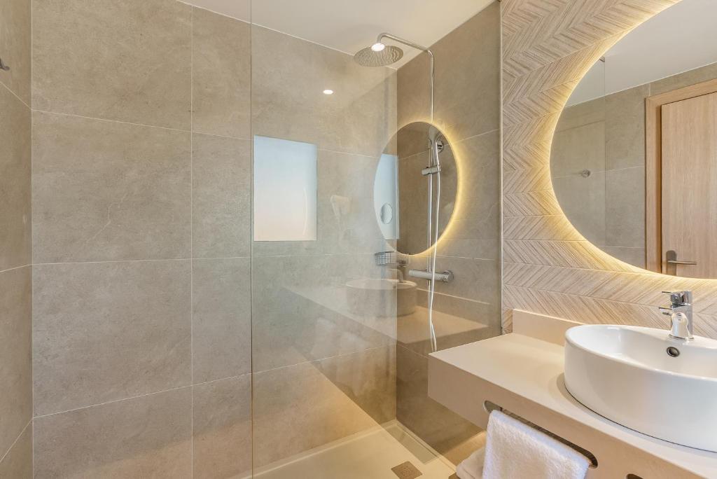 Hotel Miramar — Lloret de Mar, Catalonia