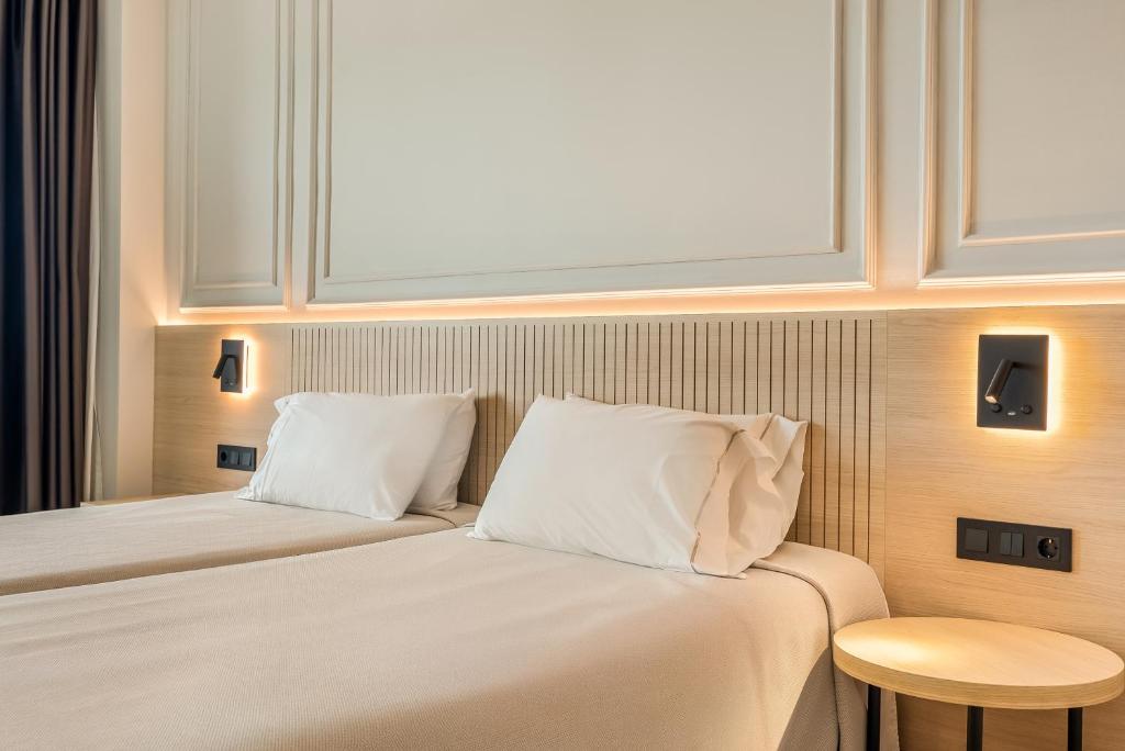 Hotel Miramar — Lloret de Mar, Catalonia