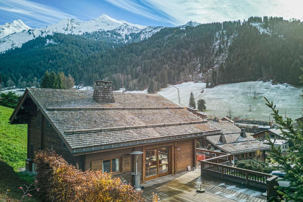 Chalet Familial 3 min des pistes - Hamman - Parking - La Clusaz - 1