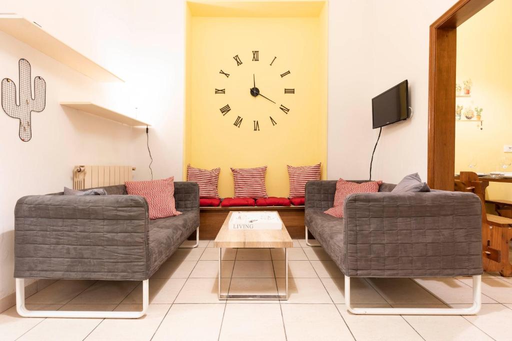 Federighi Living - 1