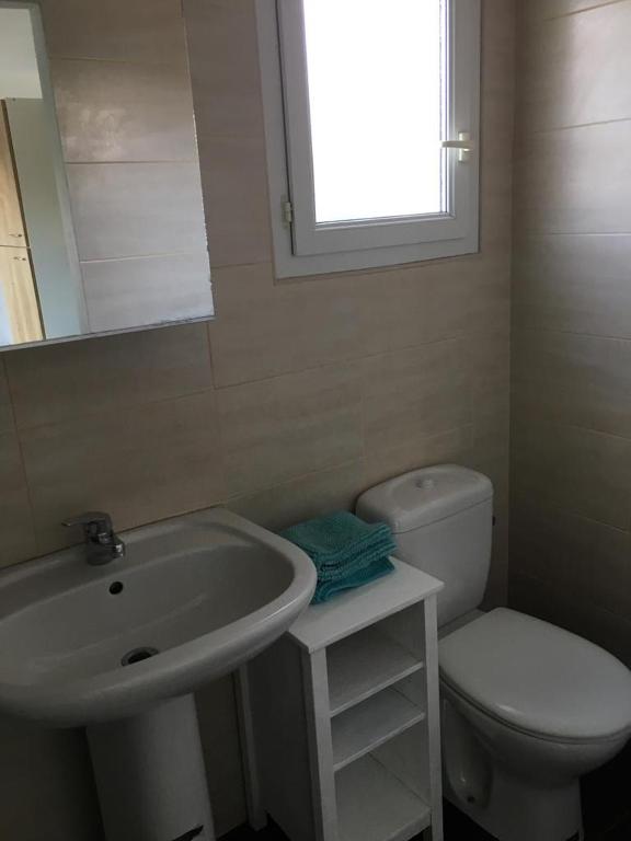 Studio meublé au calme avec terrasse et climatiseur mobile - 4