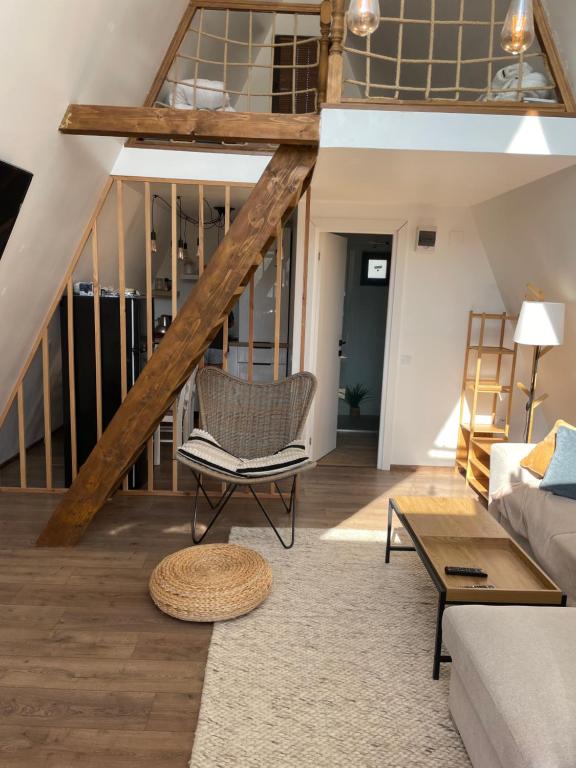 VictoriA-Frame, Nucşoara