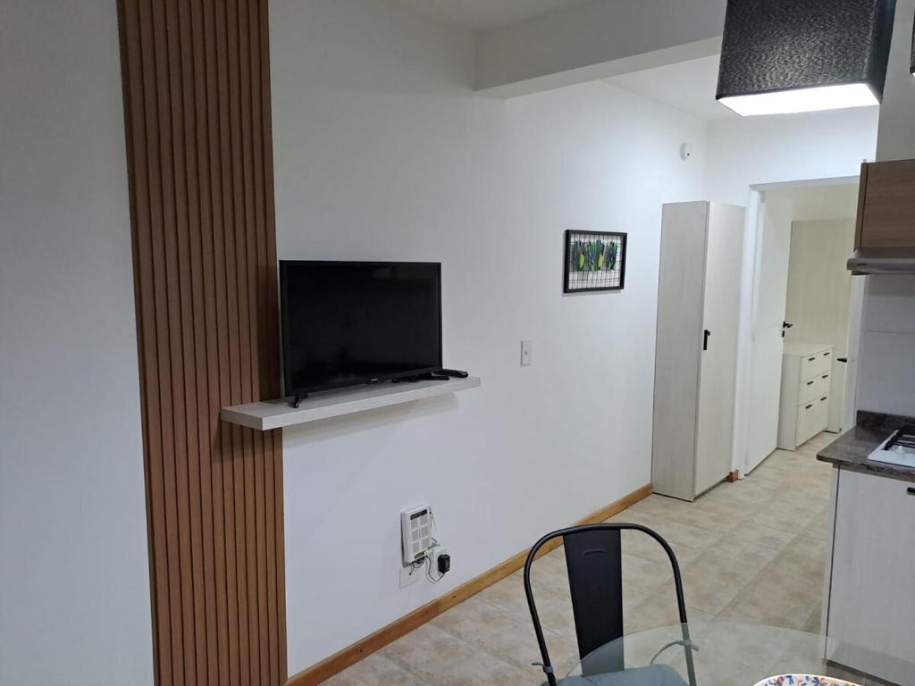 departamento 2 amb en Av San Martin - 5