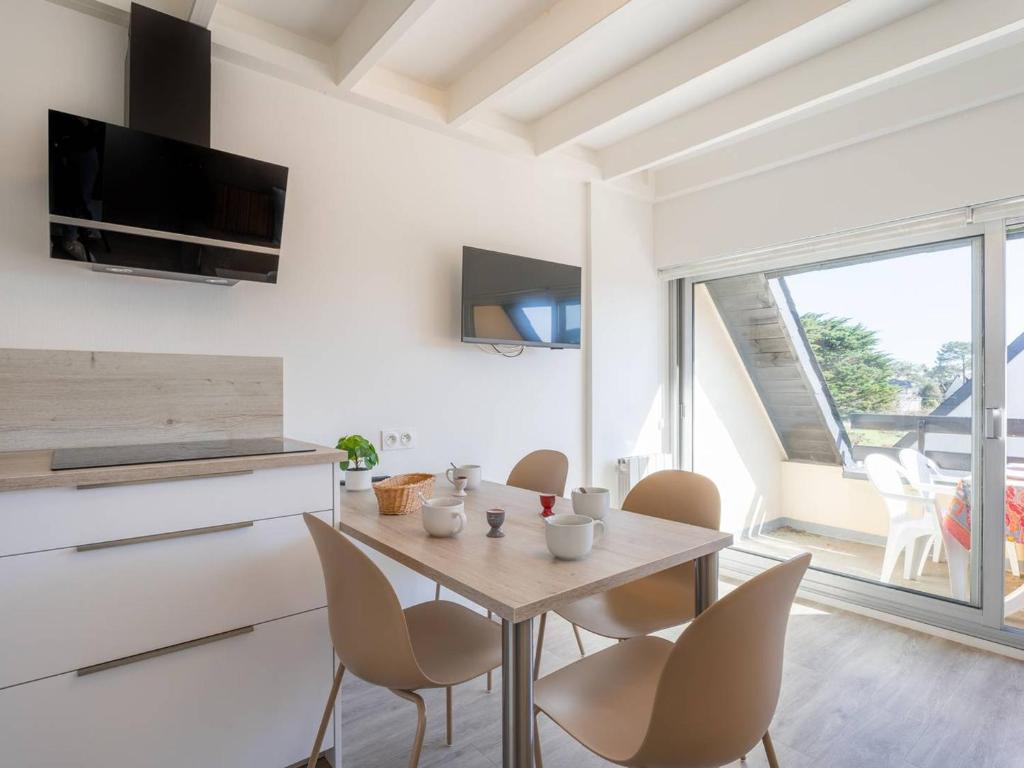 Carnac: Duplex 2 pièces, 28m², près plage, parking, accepte animaux - FR-1-477-116 - 4
