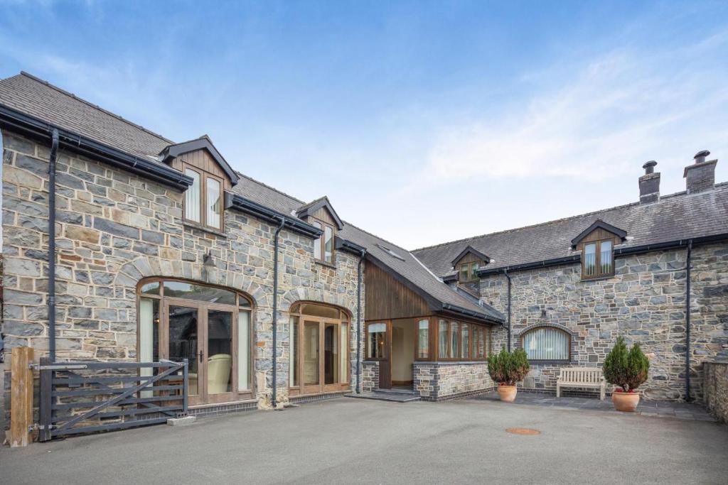 4 Bed in Talybont oc-y32384, Talybont