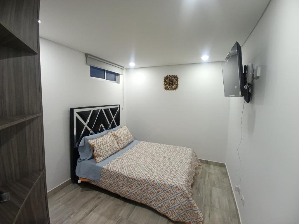 Apartaestudio amoblado, Edificio Avanzzare T2-402, Bogotá