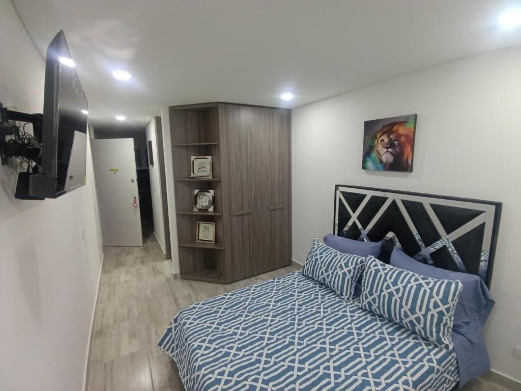 Apartaestudio amoblado, Edificio Avanzzare T2-701 - 2