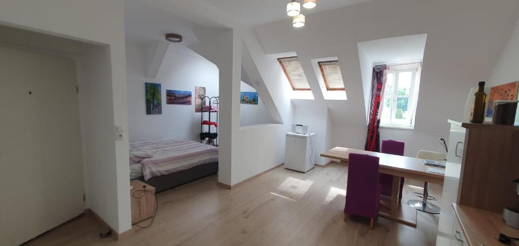 Victorias Apartment 3 - 3