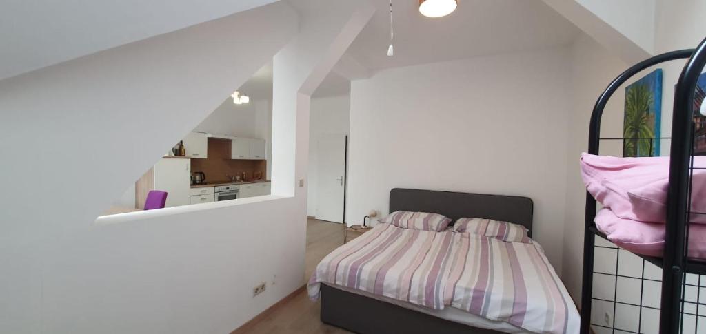 Victorias Apartment 3 - 5