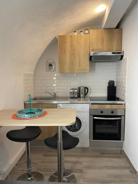 Antibes Centre Studio traditionnel vieille ville - 4