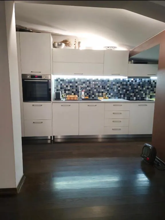 Апартамент Хан Крум, hotel in Yambol
