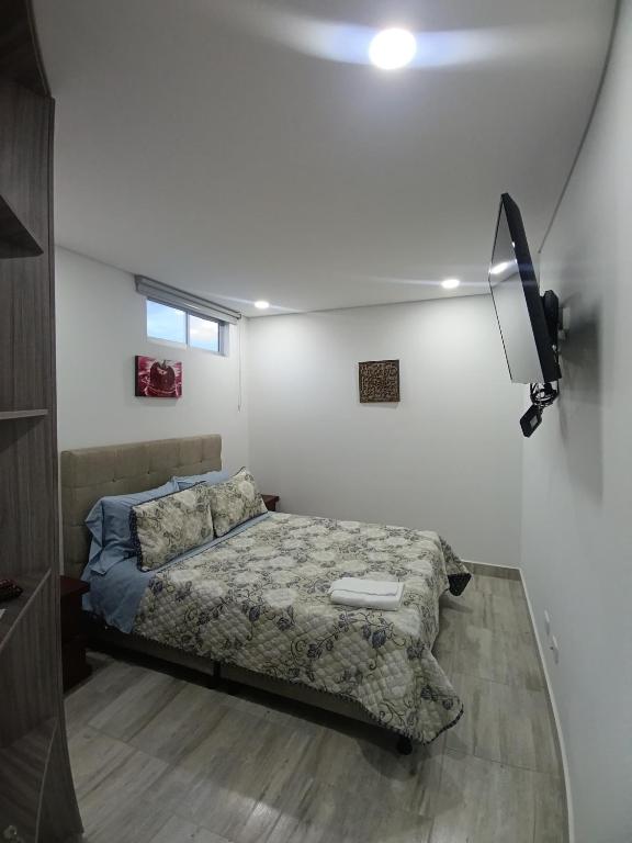 Apartaestudio amoblado, Edificio Avanzzare T2-602, Bogotá