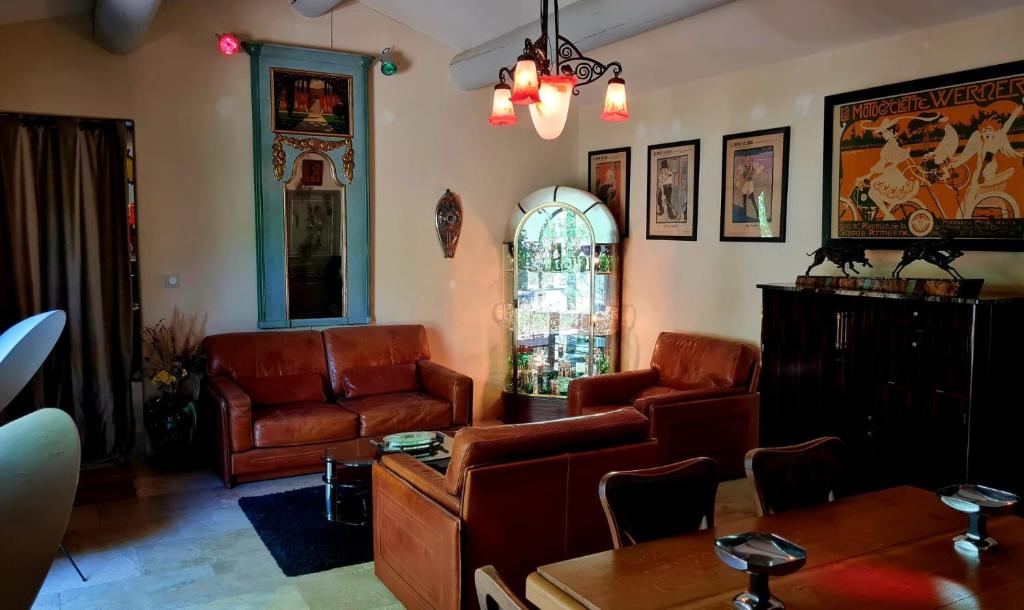 Villa d'antiquaire Heure bleue - 160 m2 Suites et Jardin à 10 mn à pied du centre d'Uzès - 4