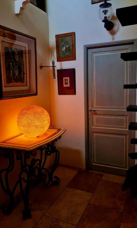 Villa d'antiquaire Heure bleue - 160 m2 Suites et Jardin à 10 mn à pied du centre d'Uzès - 3