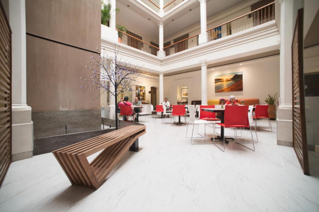 Hotel Abu - 4