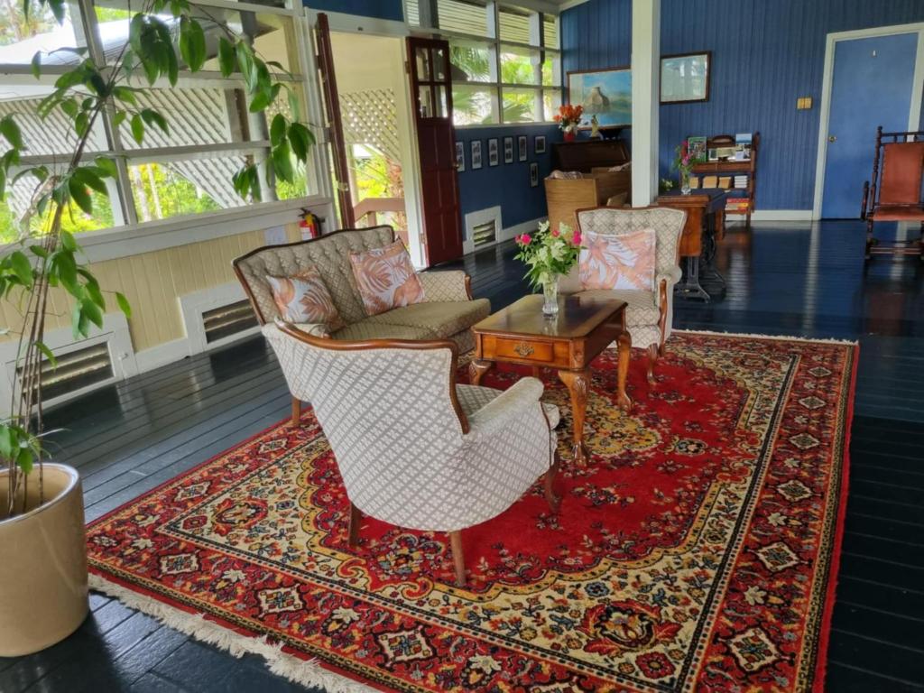 더 사모안 아웃리거 호텔 (The Samoan Outrigger Hotel)