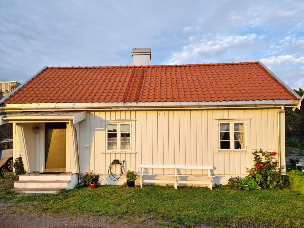 Beautiful log house at The World's End, Tjøme, Helgerød