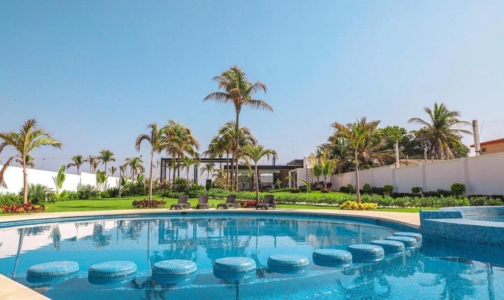 Club de Playa, Alberca y Amenidades - Departamento E4 - 2