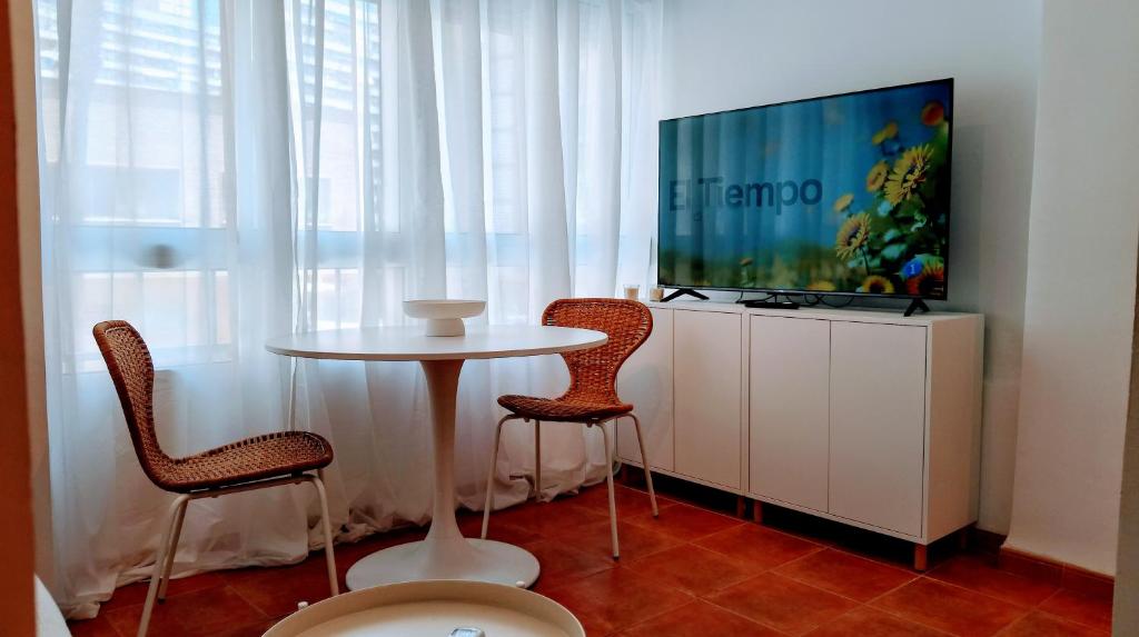Apartamento con piscina - 5